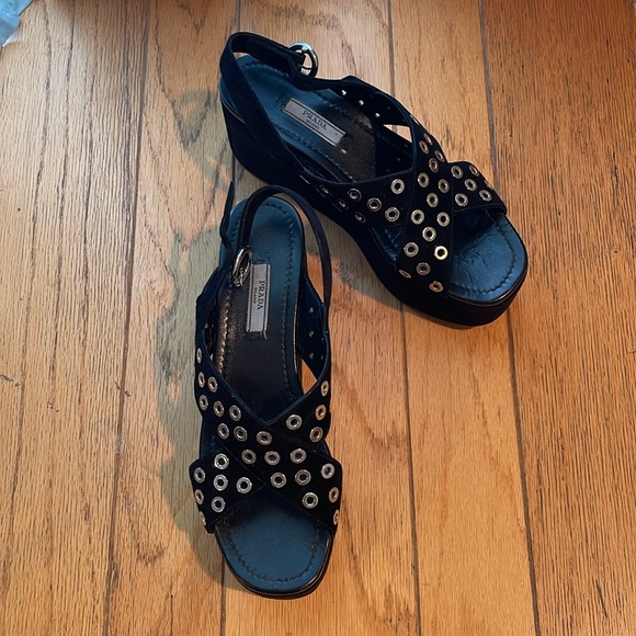 PRADA PLATFORMS Black Suede Silver Eyelet Hardware Open Toe Strap On EU 40 US 9 - Picture 2 of 10